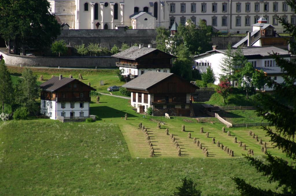 Bauernhof Im Wiesengrund Maria Luggau Exteriör bild